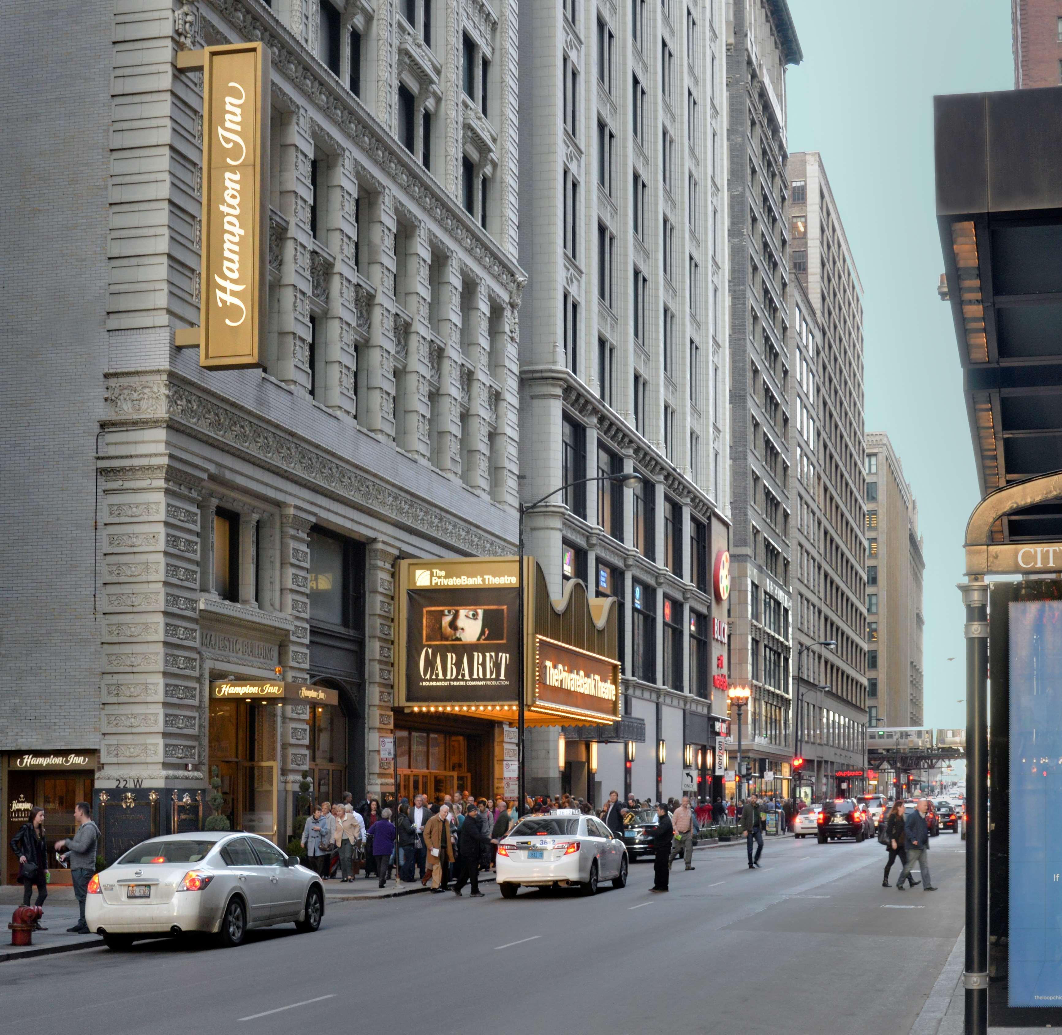 Hampton Inn Majestic Chicago Theatre District Exterior photo