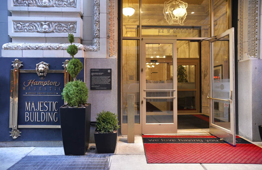 Hampton Inn Majestic Chicago Theatre District Exterior photo